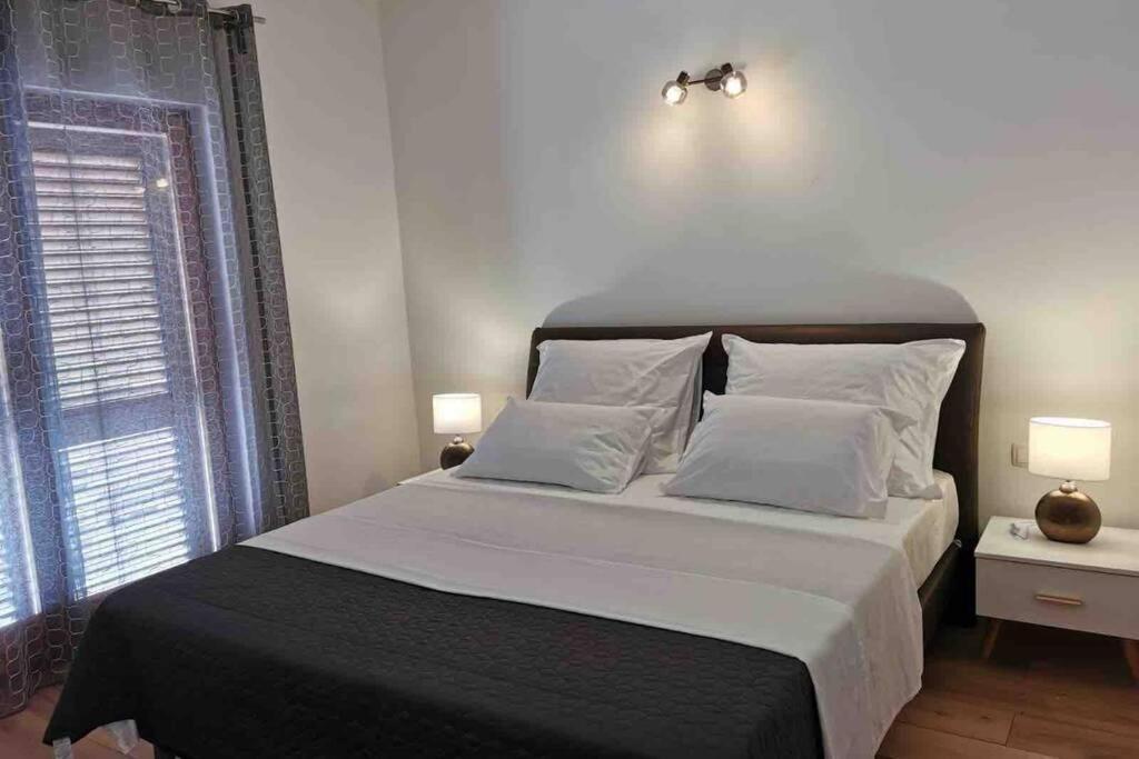 Deluxe Apartman “ Koromacna” Kneza Exterior photo